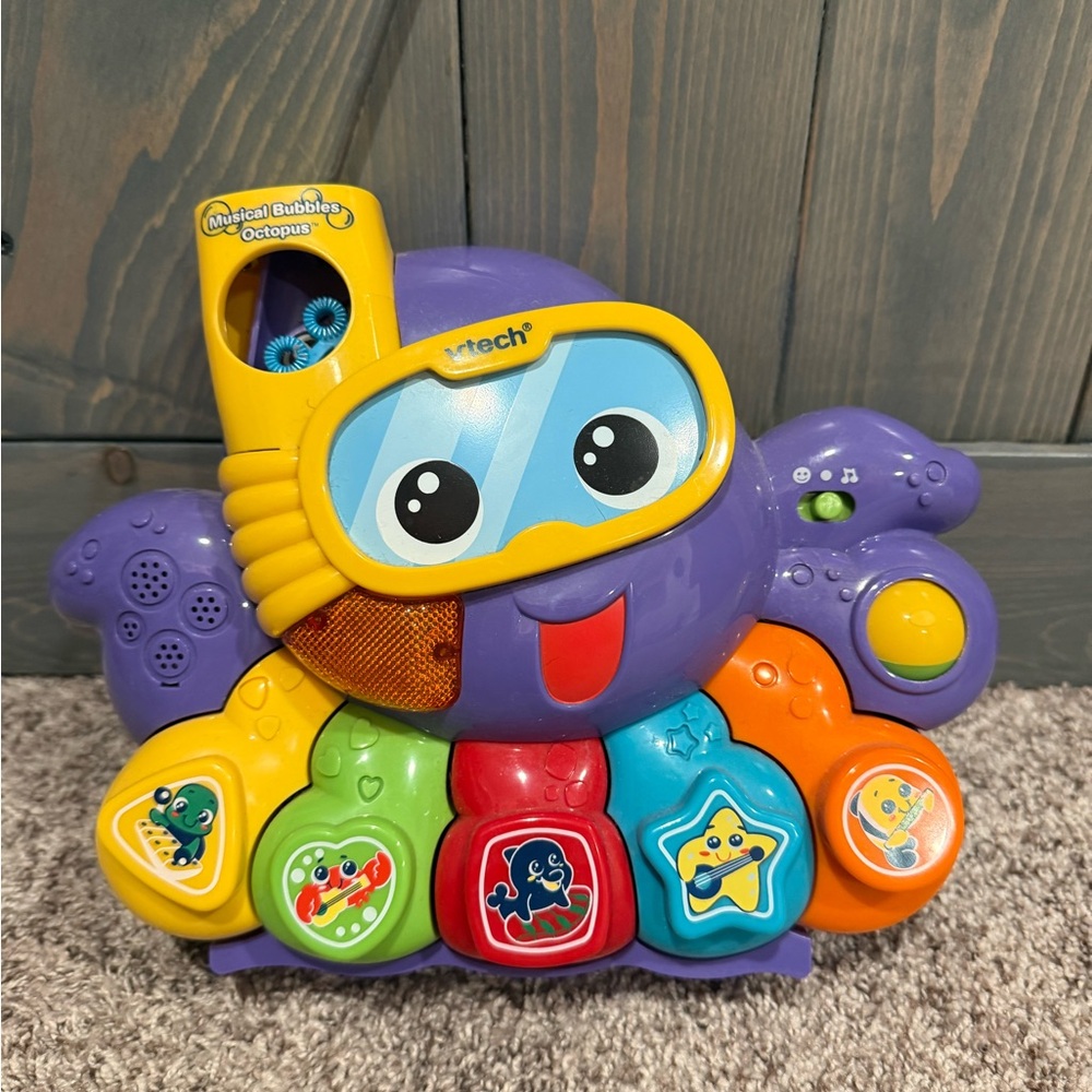 VTech Colorful Musical Bubble Octopus Toy